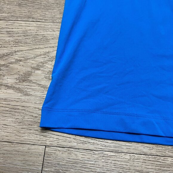 NWT Rhone Reign Shirt Size Medium Blue Short Sleeve Goldfusion UPF 50+ - Picture 2 of 11